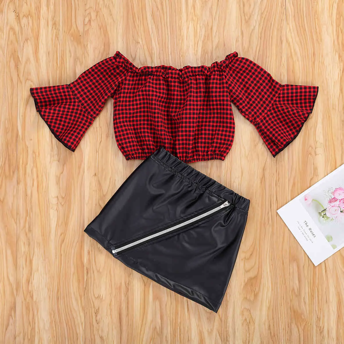 2-7Y toddler baby barn tjejer kläder set röd pläd av axel långärmad t-shirt PU läder kjolar höstdräkter 210515