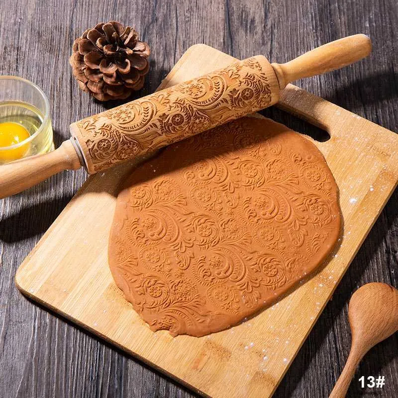 35/42 * 5cm julpräglad rullande stiftbakning Kakor Nudel Biscuit Fondant Cake Deg Graverad Roller Reindeer Snowflake 211008