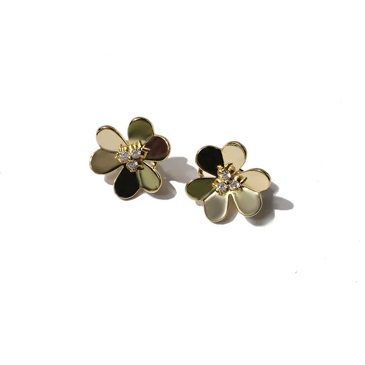 ALTO FOLHO DE GOLD ROSE TRÊS FLORES CLOVER DE FOLHAS Seis Brincos de Petal Stud para Mulheres Earings Jóias de Moda de Moda ENLISH Lock 1 6cm267o