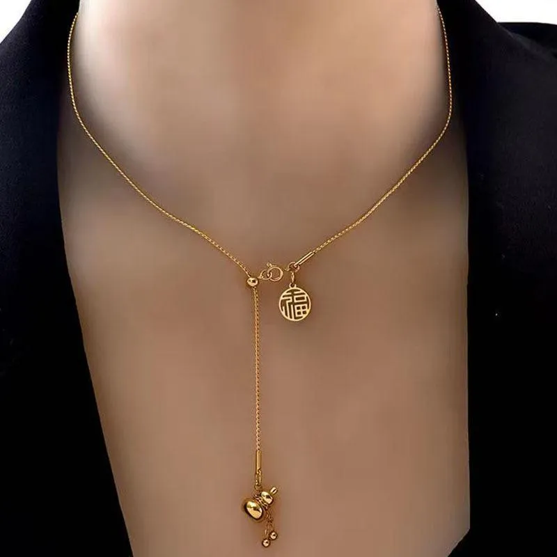 Anhänger Halsketten Hulu Titanium Stahl Halskette mit 18 Karat Gold Pull-Out Colarbone Kette Quastenbuch für Frauen254i