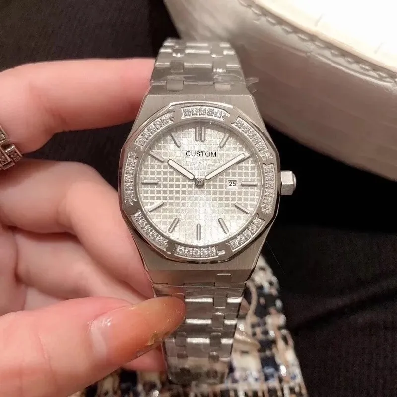 Nuevos relojes clásicos de cuarzo de cristal cz para mujer, reloj de zafiro de acero inoxidable con fecha, reloj de diamantes de cristal real para mujer