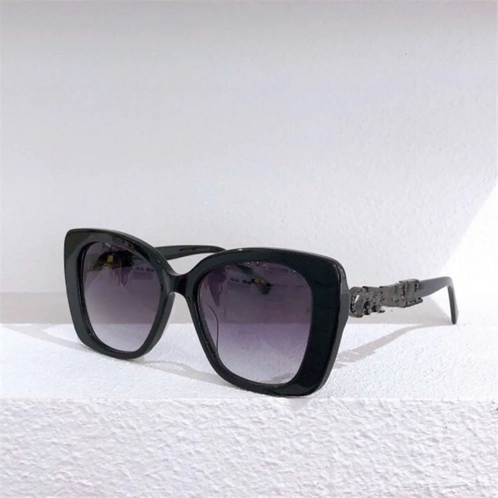 Designer Li Nian's same ch small fragrance letter drill leg cat's eye female Sunglasses net Red2494