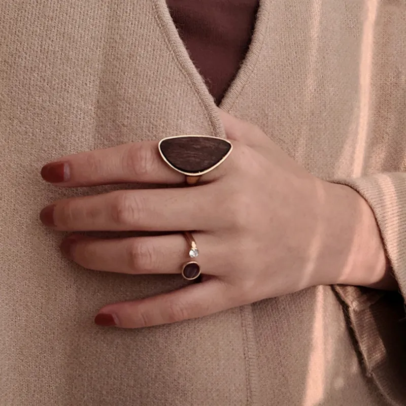 2 дизайна DRK Деревянные кольца для женщин нерегулярно -золотые геометрические кольца Stttement кольца Большой размер каждые ювелирные изделия 20217967024