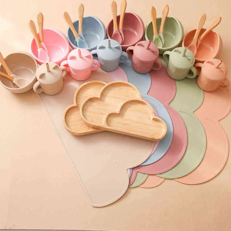 Baby Silicone Tableware Food Grade Bowl Waterproof Spoon Bamboo Wood Dinner Plate Feeding Cup Products 220118