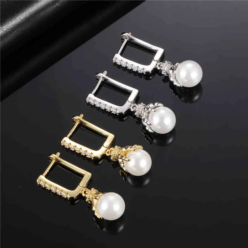 Hip Hop Micro Paved Zirkonia Bling Iced Out Dragon Claw Pearl Ohrstecker für Männer Frauen Rapper Schmuck Geschenke