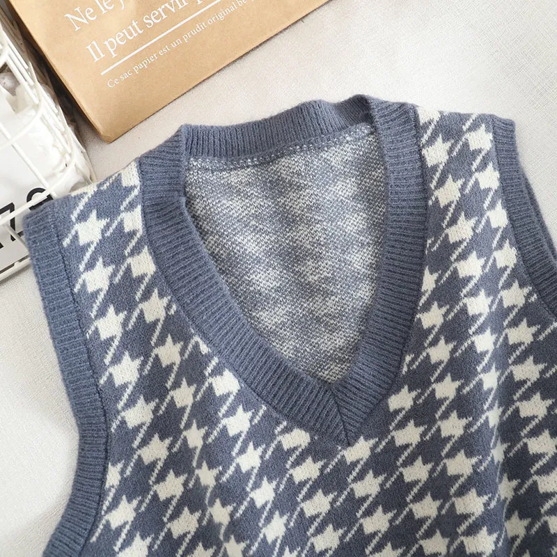 Fashion College-Style Knitted Vest Sweater women Autumn V-neck Houndstooth Front Short Long Back Sleeveless Vest Sweaters 210514