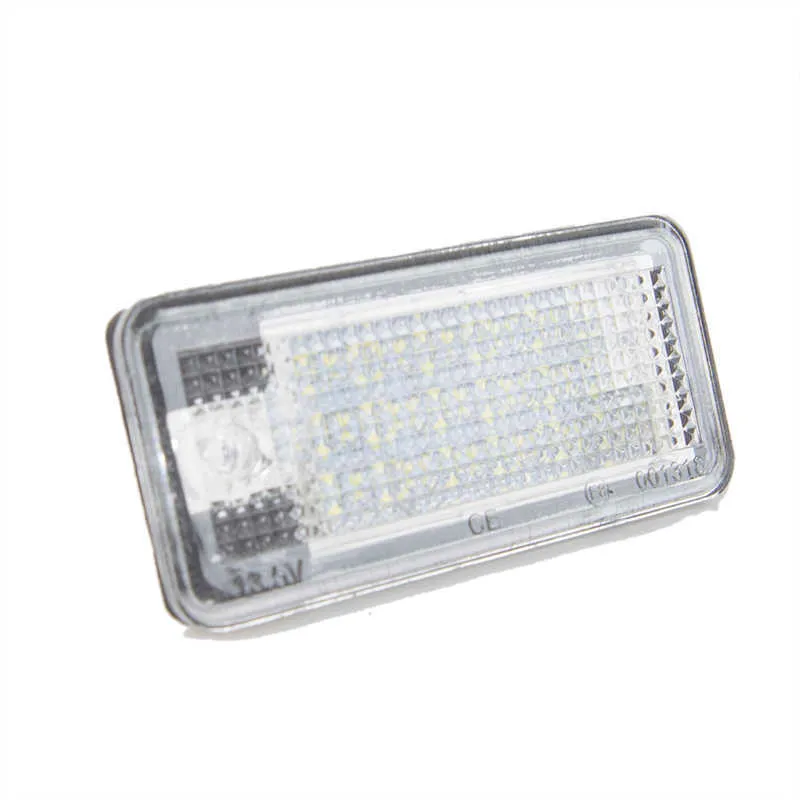 Error Free Car White Highlight Lampa 18SMD LED-lampa nummer Licensplatta Ljus för AUDI A3 A4 A6 A8 B6 B7 C6 D3 Q7 S3 S4 S8