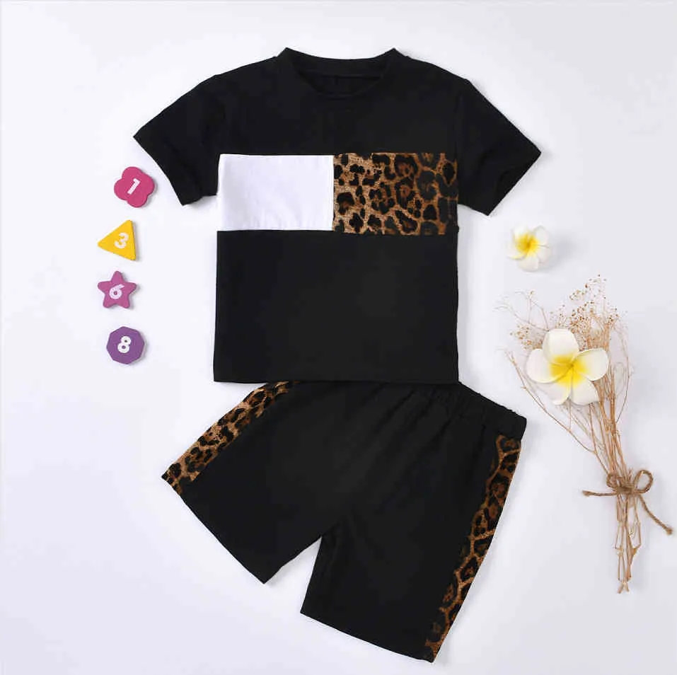 Jungen Mädchen Kleidung Set Sommer Rundhals Kurzarm Leopard Nähte Top + Shorts Casual Kinder Kleidung 210515