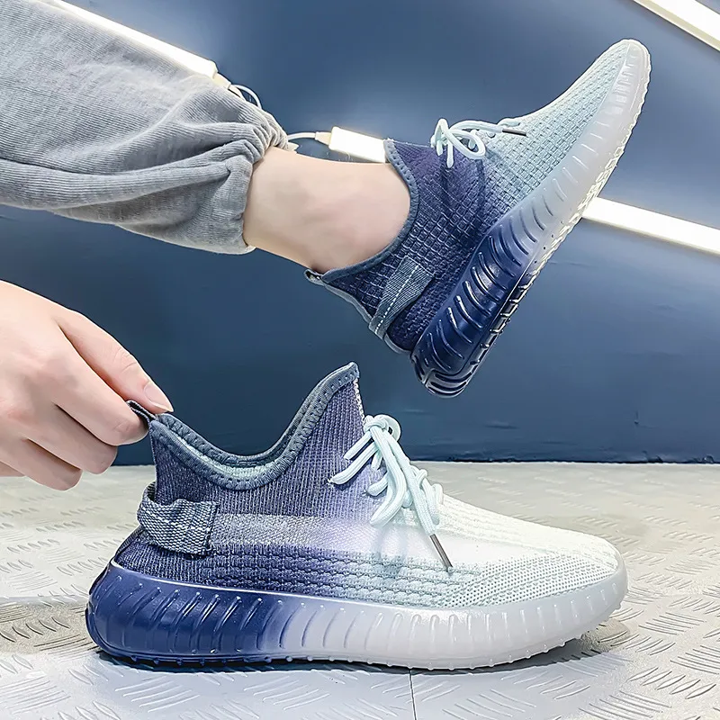 Мужские беговые ботинки летние дышащие универсальные спортивные тканые 2021 градиентная сетка вскользь модной обуви