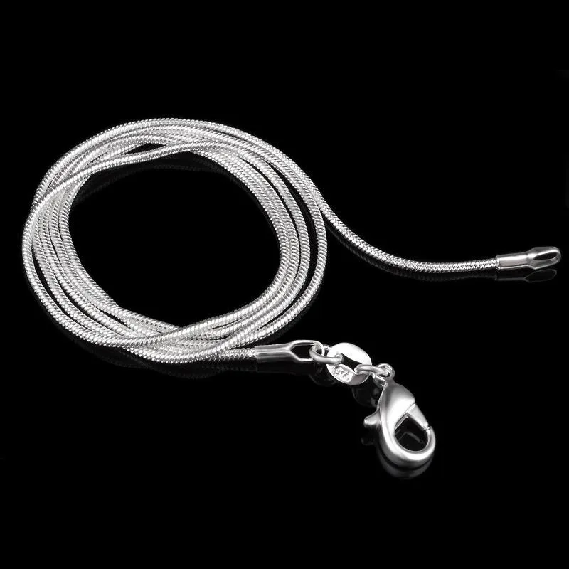 Kopparpläterad 925 Sterling Silver Snake Bone Chain Halsband Bred1mm Hummerlås Smycken 16 18 20 22 24 26 28 30 tum
