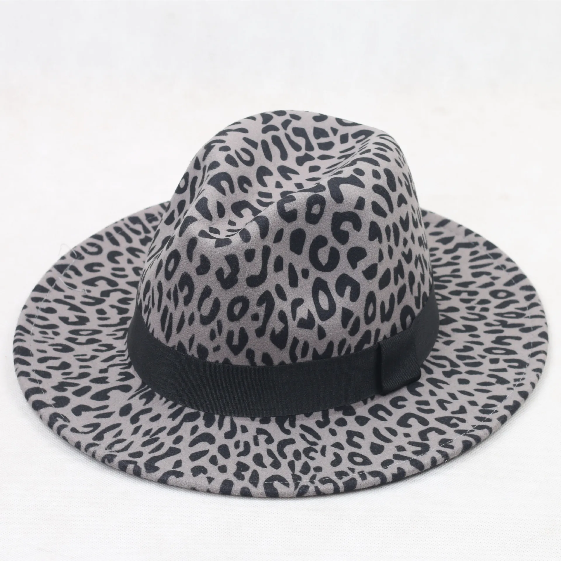 Fauxe Wool Leopard Fedora Hats для женщин мужской вечеринка фестиваль фестиваль Feel Jazz Hat Wide Brim Panama Goth Top Vintage Wedding Hat1906029