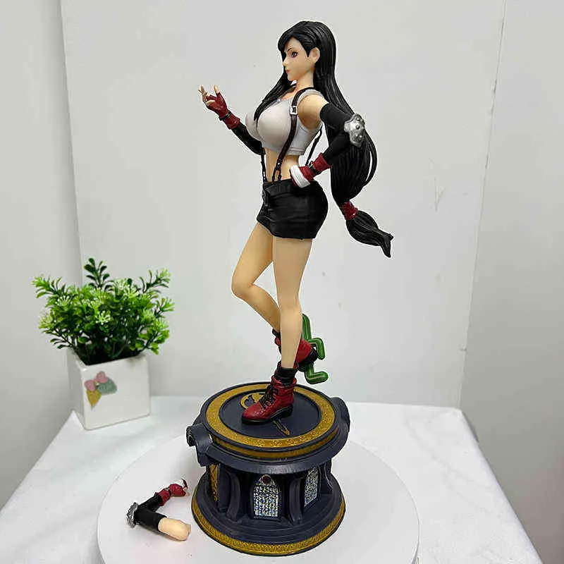 30cm Final Fantasy VII TIFA Anime Figür Tifa Lockhart PVC Action Figür Yetişkin Koleksiyon Model Bebek Oyuncakları AA2203112591733