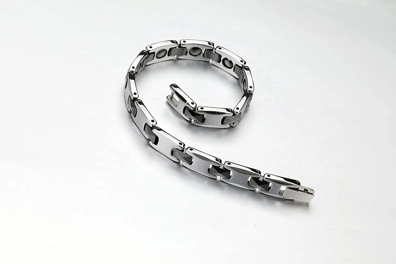 Healthy Tungsten Steel Bracelet For Men Magnetic Bracelet Silver /Black Tone Size Come with Adjusting Tool