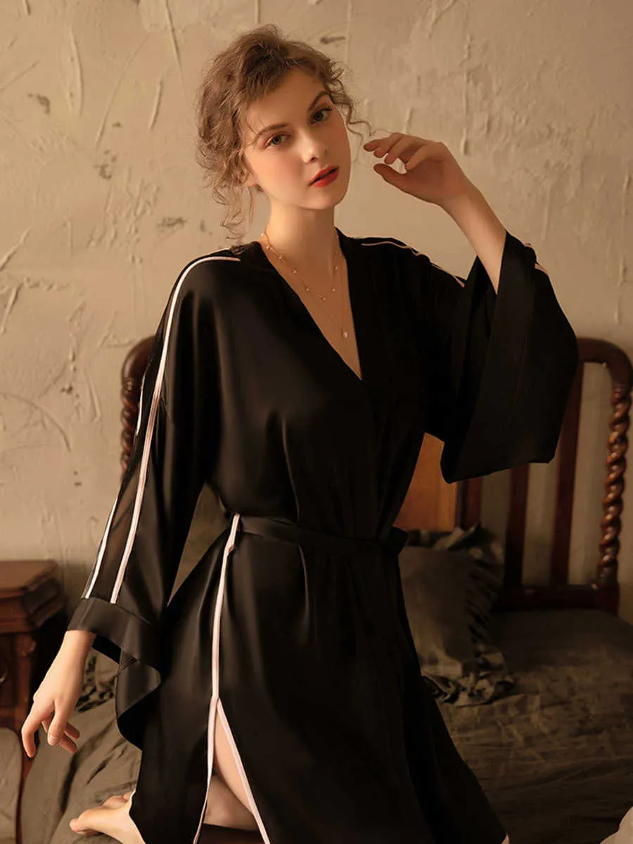 Ladies Nightgown Vintage Woman Summer Night Robe Dress INS Fashion Sleepwear Fairy Young Girl Comfortable Skin Friendly 210924