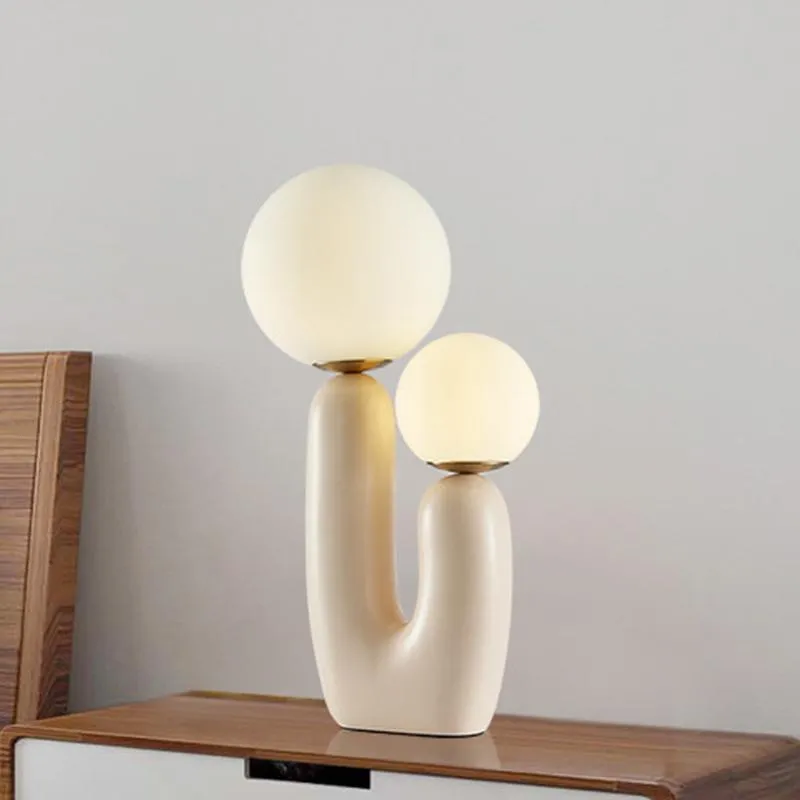 Table Lamps American Creative Finger Cactus Shape Resin Lamp Bedroom Beside Living Room Decoration Study Light Fixture G9 Bulb245F