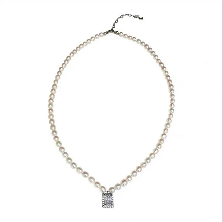 Collana di perle d'acqua dolce quadrate con catena da neve placcata in argento264p