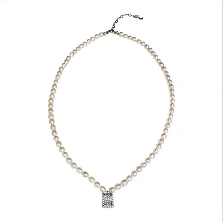 Collier de perles d'eau douce carrées en plaqué argent avec chaîne à neige264p