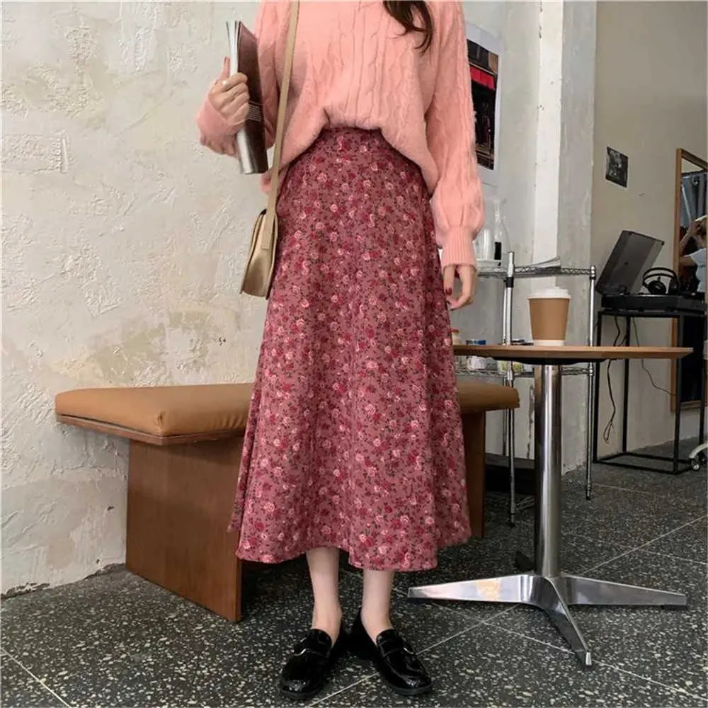 Vintage Corduroy Floral Long Skirt Women Japanese High Waist Midi Pleated Skirt Korean Style Female Pleated Maxi Skirts 210619