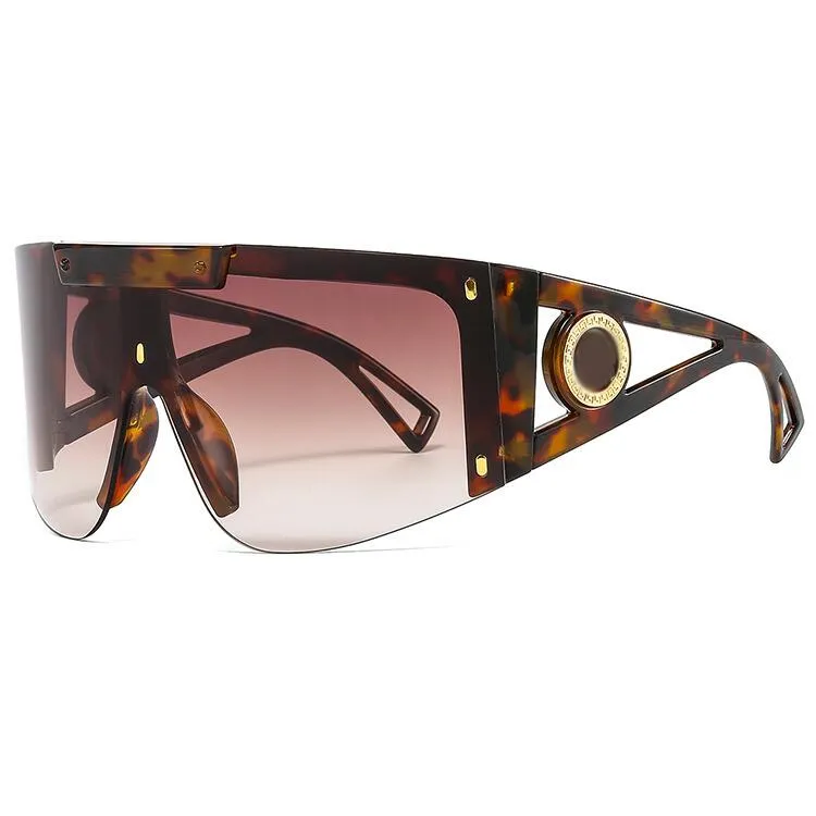 Design Solglasögon för kvinnor 4393 Fashion Shield Sun Glasses UV Protection Big Connection Lens Semi-Rimless toppkvalitet kommer med P233D