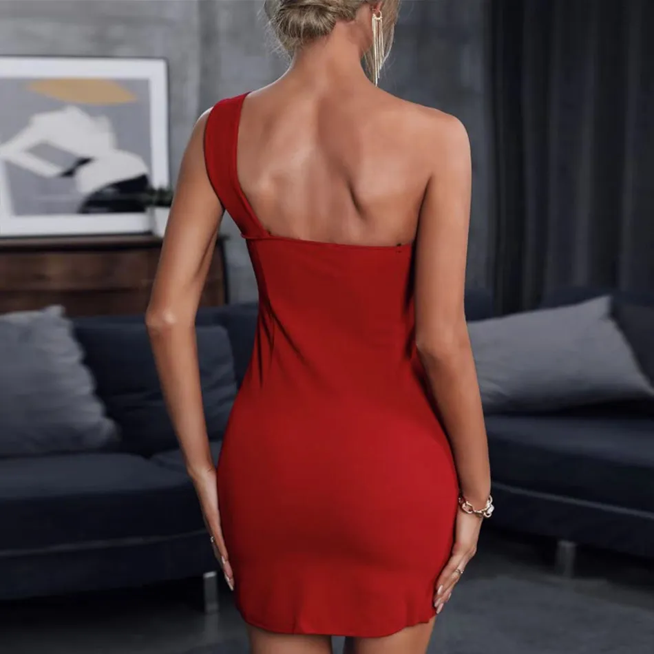 女性のための夏の肩のボディコン包帯ドレス女性のセクシーなノースリーブ赤いクラブの有名人イブニングパーティーミニドレス210423