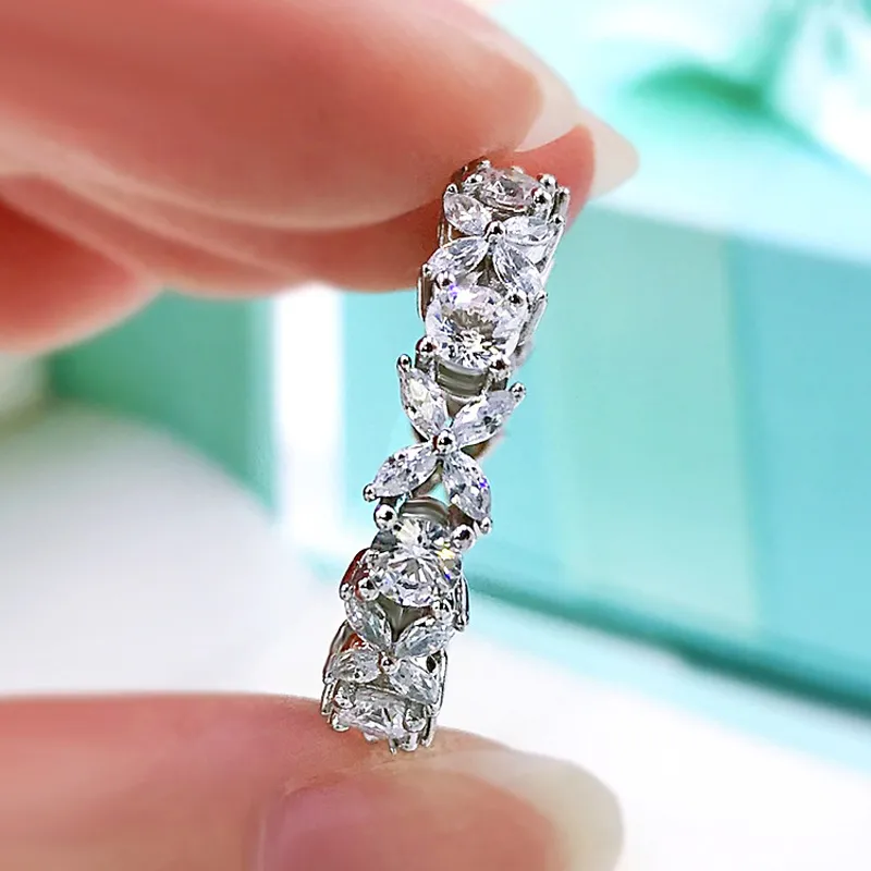 Oevas 100% 925 sterling zilveren mousserende volledige hoge koolstof dimond zirkoon bloem ringen voor vrouwen aangrijping bruiloft fijne sieraden 220216