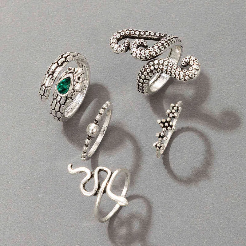 / set trendig kärlek hjärta orm ringar för kvinnor grön kristall öppen cobra form metall finger ring set lyx smycken g1125