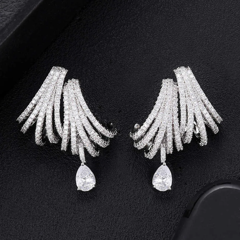 Godki Luxury Double Claws Stud Örhängen Trendiga Cubic Zircon Indian Gold Örhängen För Kvinnor Bröllop Förlovning Party Smycken Gift 211009