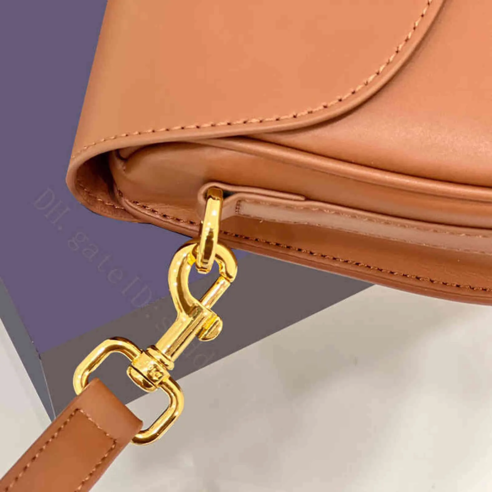 Fashion Saddle luxury Designer Bags New Messenger Handbags hot lady Drew shoulder cross body Envelope letter plain wallets hasp flap great Totes Top quality purse