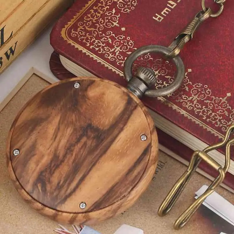 シンプルな木製の懐中時計チェーンレトロウッドラウンドダイヤルアナログ12時間ディスプレイQuartzポケットウォッチアートコレクション2414