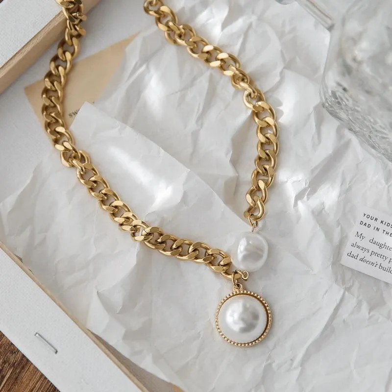 ペンダントネックレス誇張された金の厚いチェーン大きな真珠ネックレストレンディネットレッドファッションネックジュエリークラビクル2903