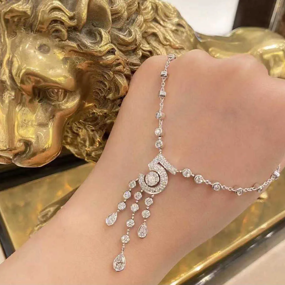 Роскошное модное элегантное темпераментное цифровое ожерелье с кисточками № 5 для женщин, гальваническое платиновое 925, циркон AAA, блестящий Exquisite195I