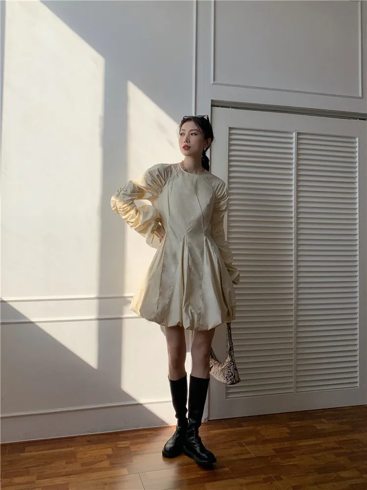 Mode femmes manches bouffantes robe froncée longue tunique stéréo bourgeon Mini coréen automne printemps 210427