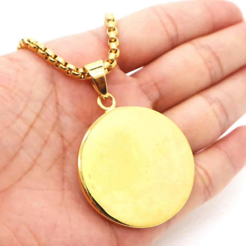 yutong Unisex 316L Stainless Steel Cool Gold-Color Medusa Clean Stone Pendant Chain239W