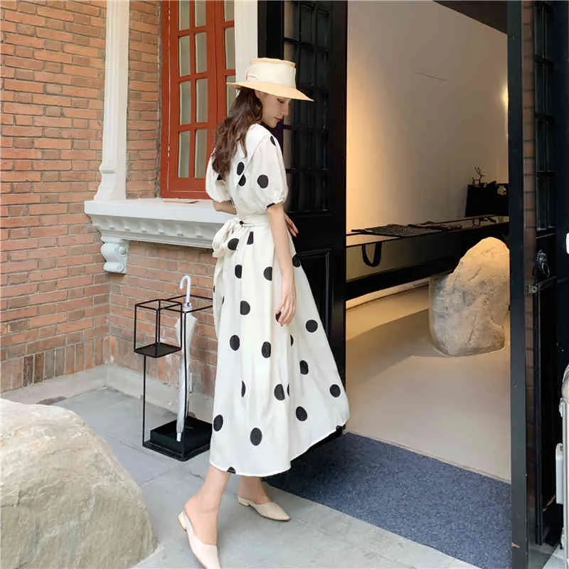 Robe de plage à pois pour femmes d'été Robes d'été Vêtements coréens Blanc Midi Femme Robe 210514