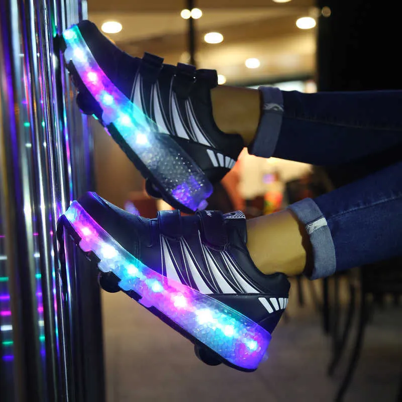 Sneakers luminose autunnali con ruote ragazzi Scarpe con ruote e luci Scarpe da bambina con pattini a rotelle 211022