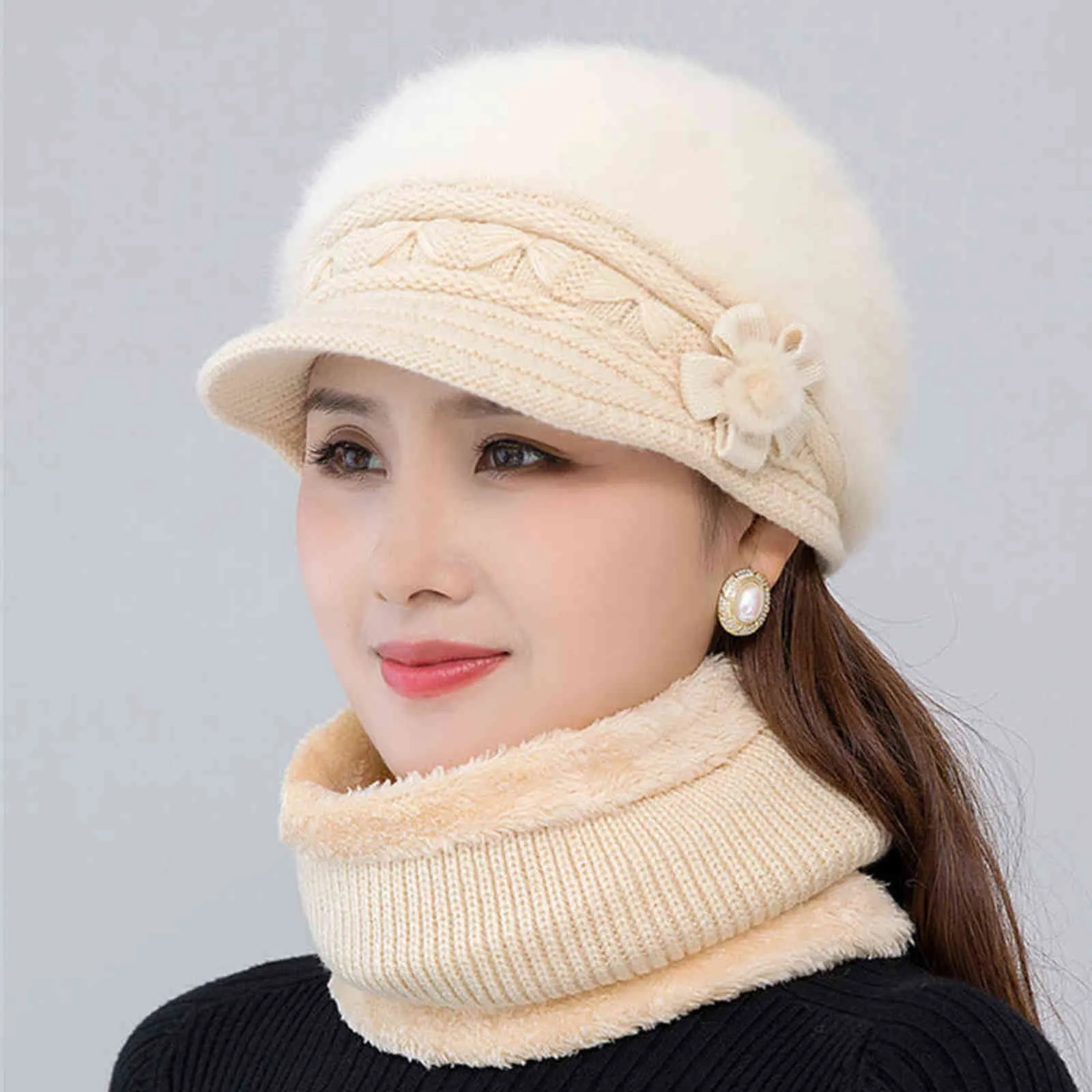 Cappello invernale da donna Mantieni caldo Berretto Aggiungi foderato in pelliccia e set di sciarpe s coniglio casual femminile lavorato a maglia 211126