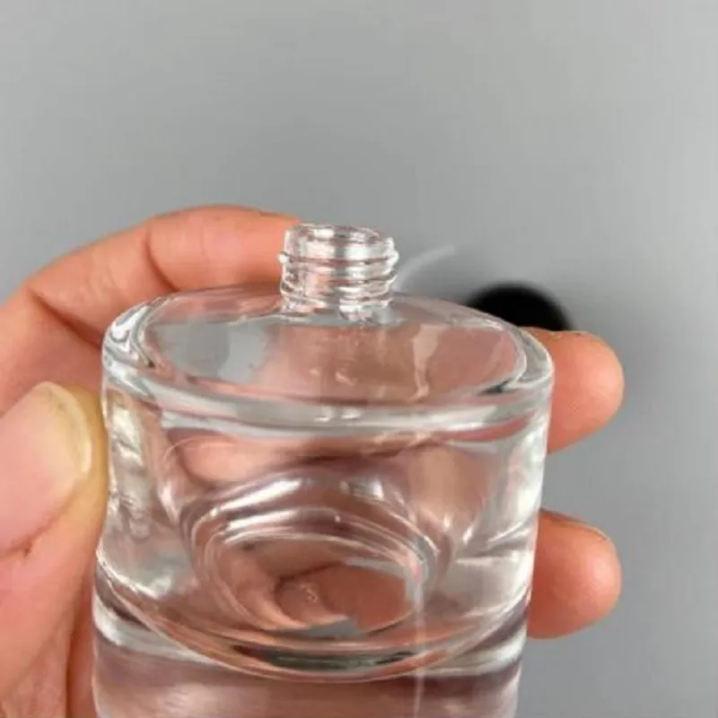 30 ml lege cosmetische verpakking Refilleerbare flesjes flesjes rond zwart wit deksel transparen glas parfum spray fles 10PieClot5141228