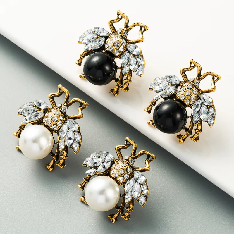 ダイヤモンドのinlaidの合金のファッションの人格ジュエリーのかわいいロマンチックな女の子の贈り物と蜂の大きな真珠スタッドのイヤリング