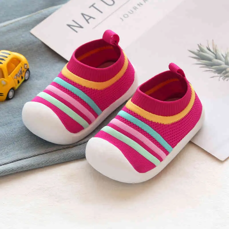 Printemps Filles Garçons Toddler Chaussures Confortable Infant Casual Chaussures En Maille Tricot Antidérapant Fond Mou Bébé Premiers Marcheurs Chaussures 210326