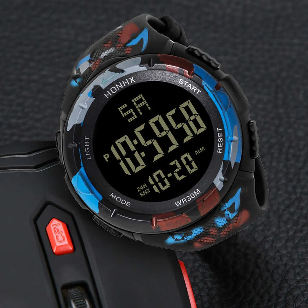 HONHX Heren Sport Rubber Polshorloge Waterdichte LCD Digitale Datum Stopwatch G1022
