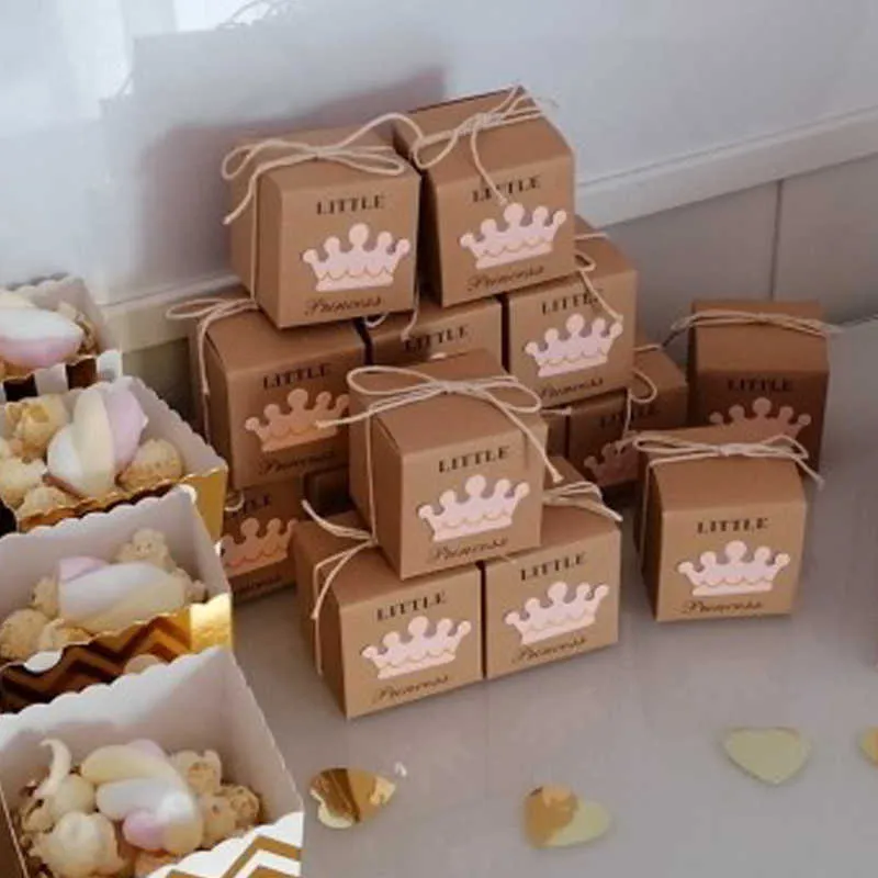 10 / Box 5x5x5cm Bröllopsbord dekoration godis presentförpackning med bandfödelsedagsfest barn dekor baby shower y0730