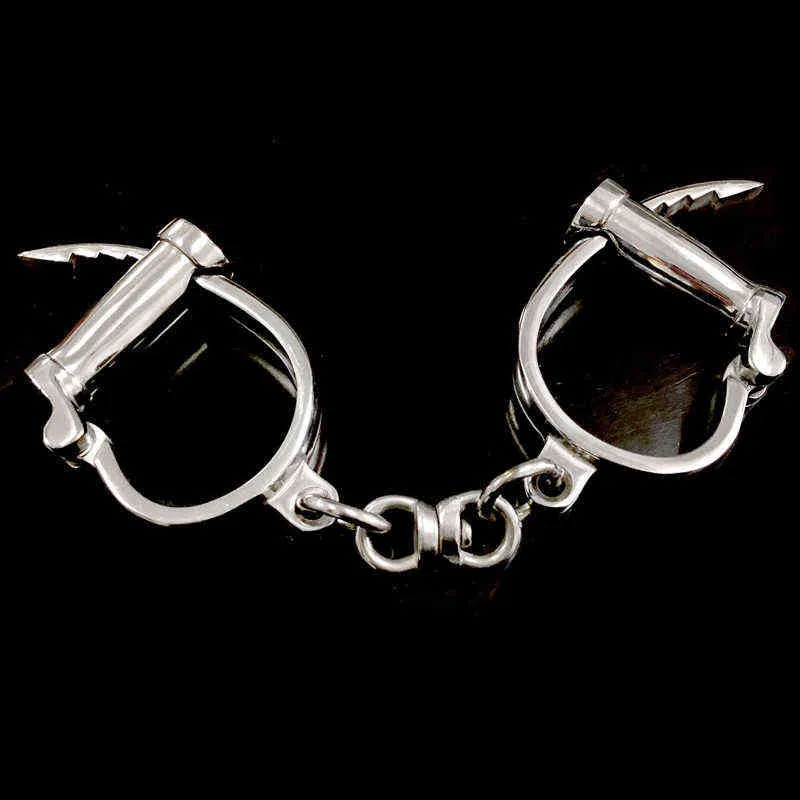 NXY Giocattoli adulti Ferro di cavallo Manette in acciaio inossidabile Polsino alla caviglia Polsini in metallo Restrizioni Fetish Schiavo Manacle Bondage BDSM Giocattolo del sesso coppia 1201