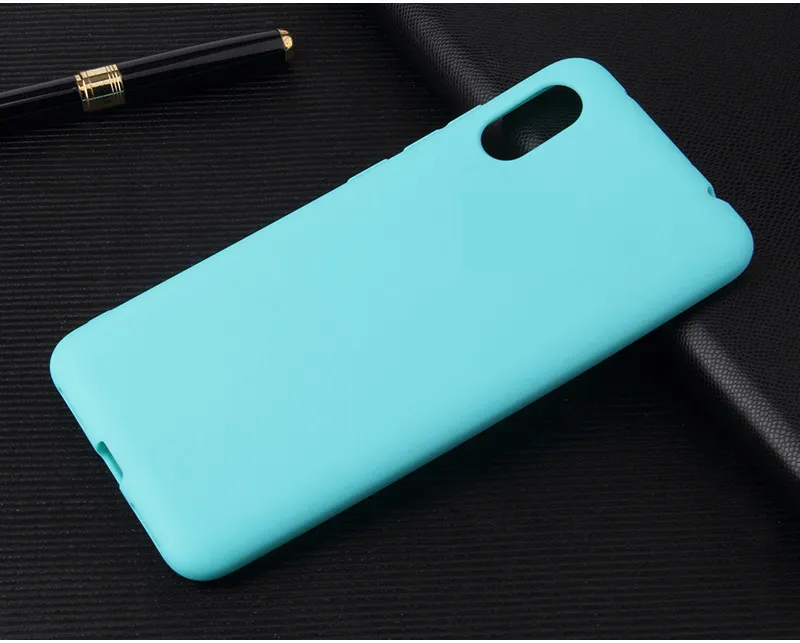 Étuis de couleur bonbon mat pour Huawei Y5 2019 Coque arrière souple en silicone TPU Coque Huawei Y5 Prime 2019