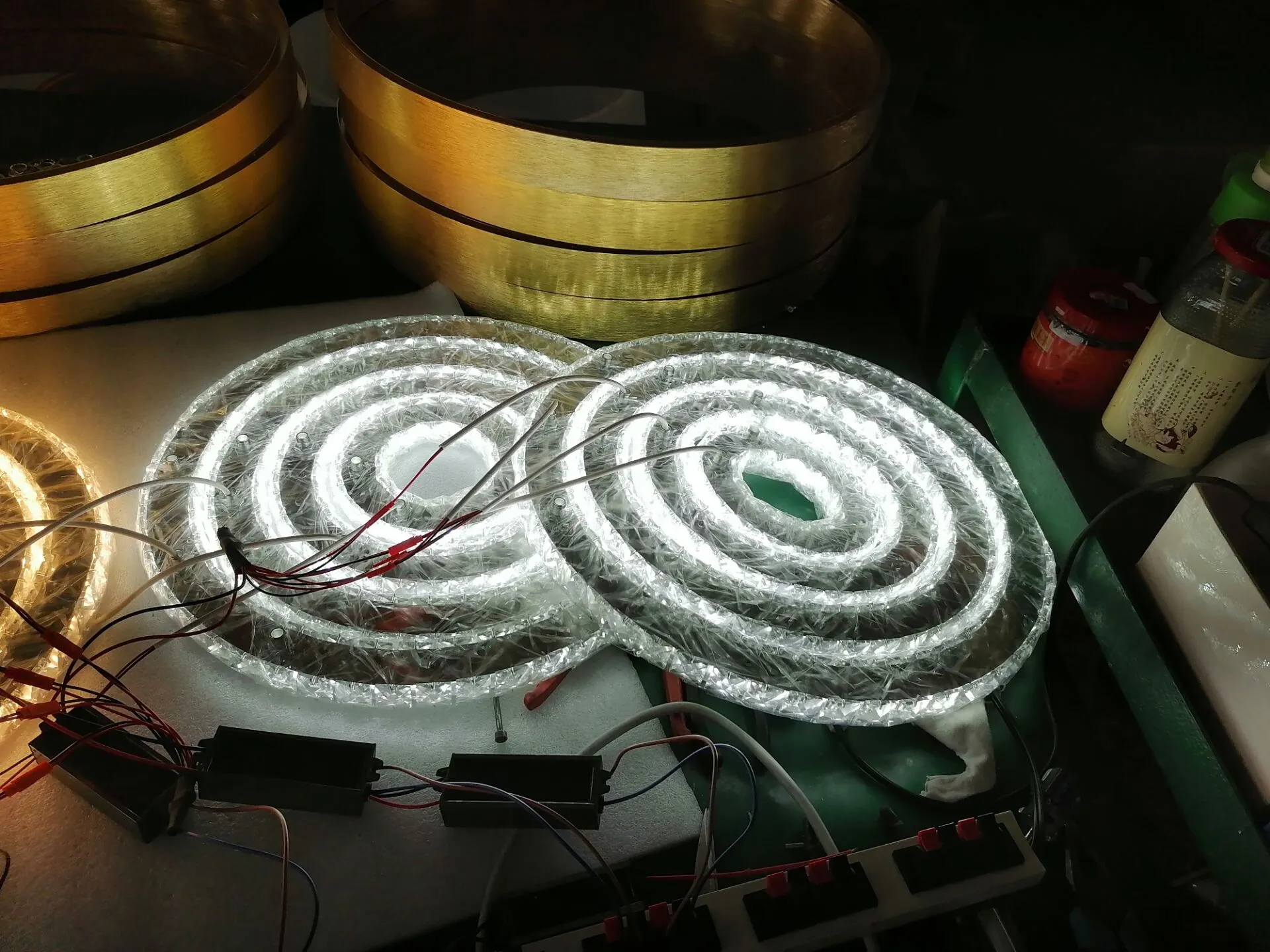 モダンなシャンデリア屋内照明器具ステンレス鋼のクリスタルシーリングランプリビングベッドルームダイヤモンドリングLED LAMPA331S LED LED LED