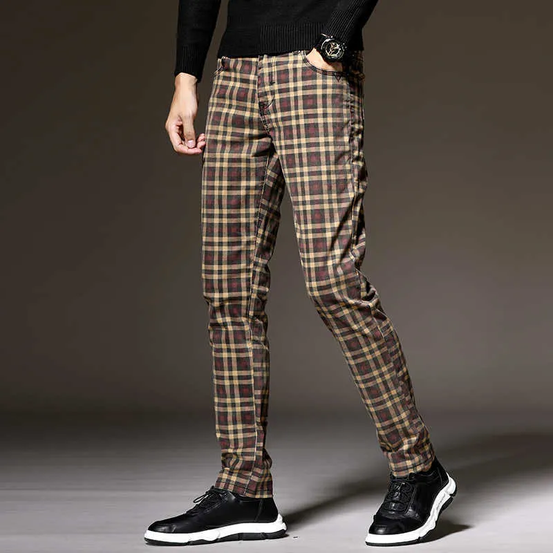 6 färger klassisk plaid casual pants vår varumärke kläder högkvalitativ bomull stretch mode unga män smala byxor 210715