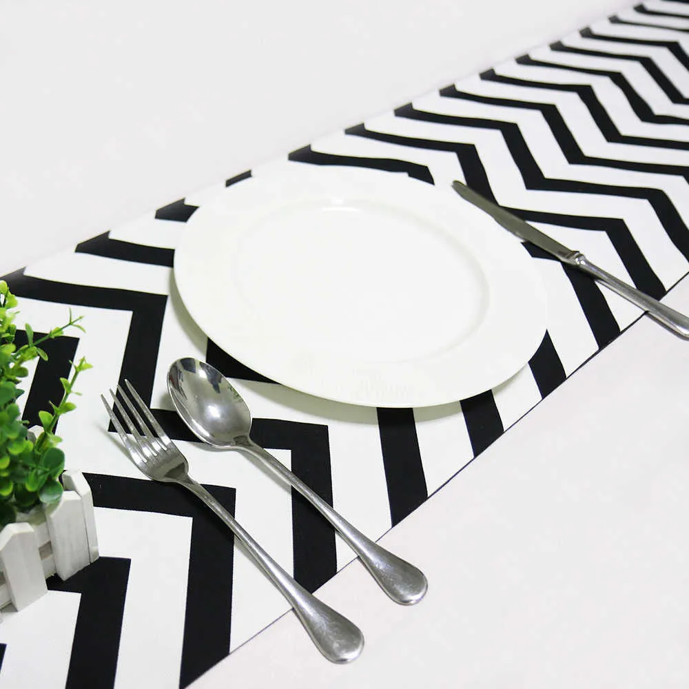 Черный белый полосатый стол бегун чай ТВ кабинет ткань дома декор крышка ткань с кисточкой для вечеринок кровать 210628