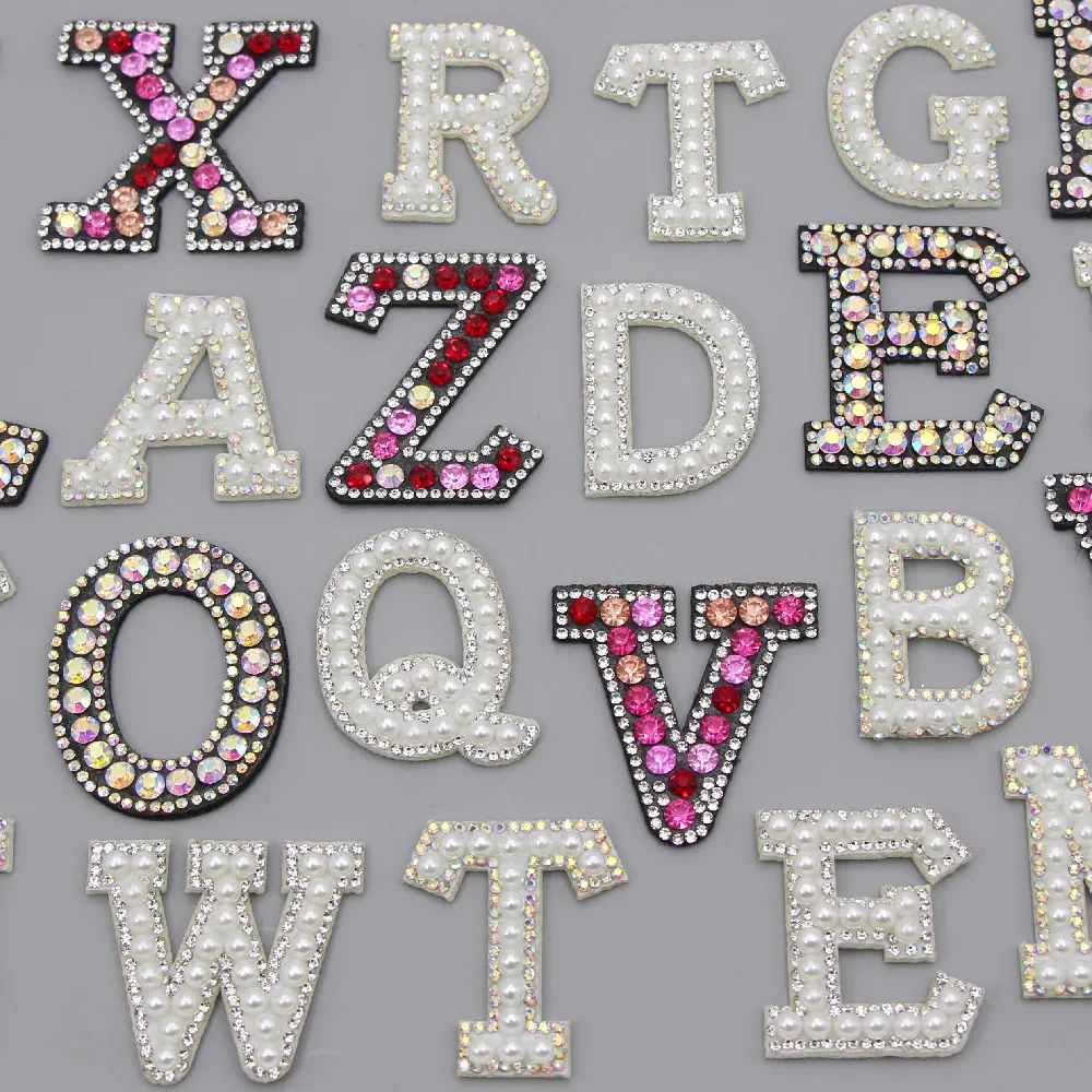 26 Stück englische Buchstaben-Strass-Applikationen, Perlen-Buchstaben-Aufnäher für Kleidung, zum Aufnähen, Strass-Abzeichen, DIY-Jeans, Bekleidungszubehör