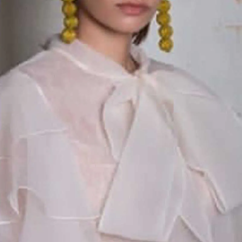 Grefling Women Blouses Perspektiv Organza Shirts Bow Tie Vintage Blouse Butterfly Sleeve Ladies Toppar 210524