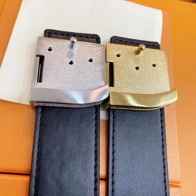 2021 Fashion Buckle Leateine ​​Leather Belt عرض 3 8 سم 15 أنماط عالية الجودة مع مصمم الصندوق للنساء أحزمة الرجال 5AAAA259V