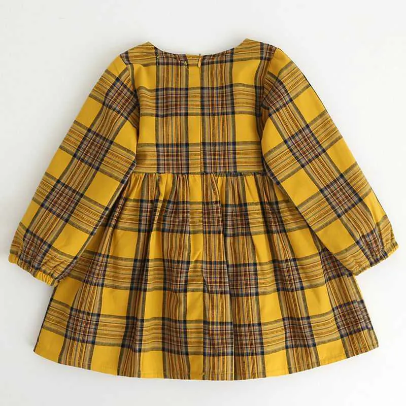 Detaljhandel vår höst tjejer klänning england stil gul plaid päls boll båge baby prinsessa barn kläder 3-7t az1061 210610